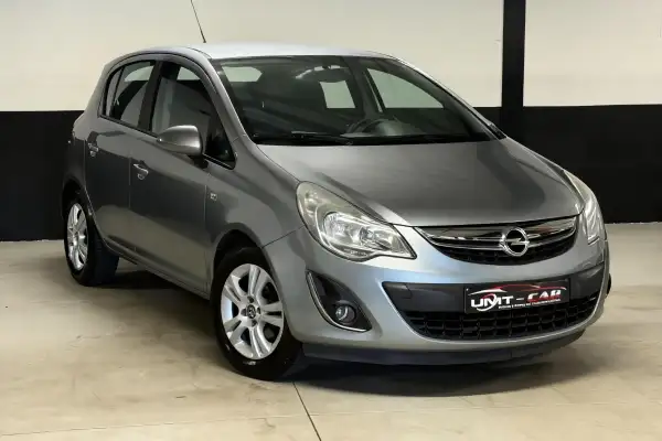Opel Corsa 1.2i Benzine Met Navi En Airco Gekeurd 115 Duizend
