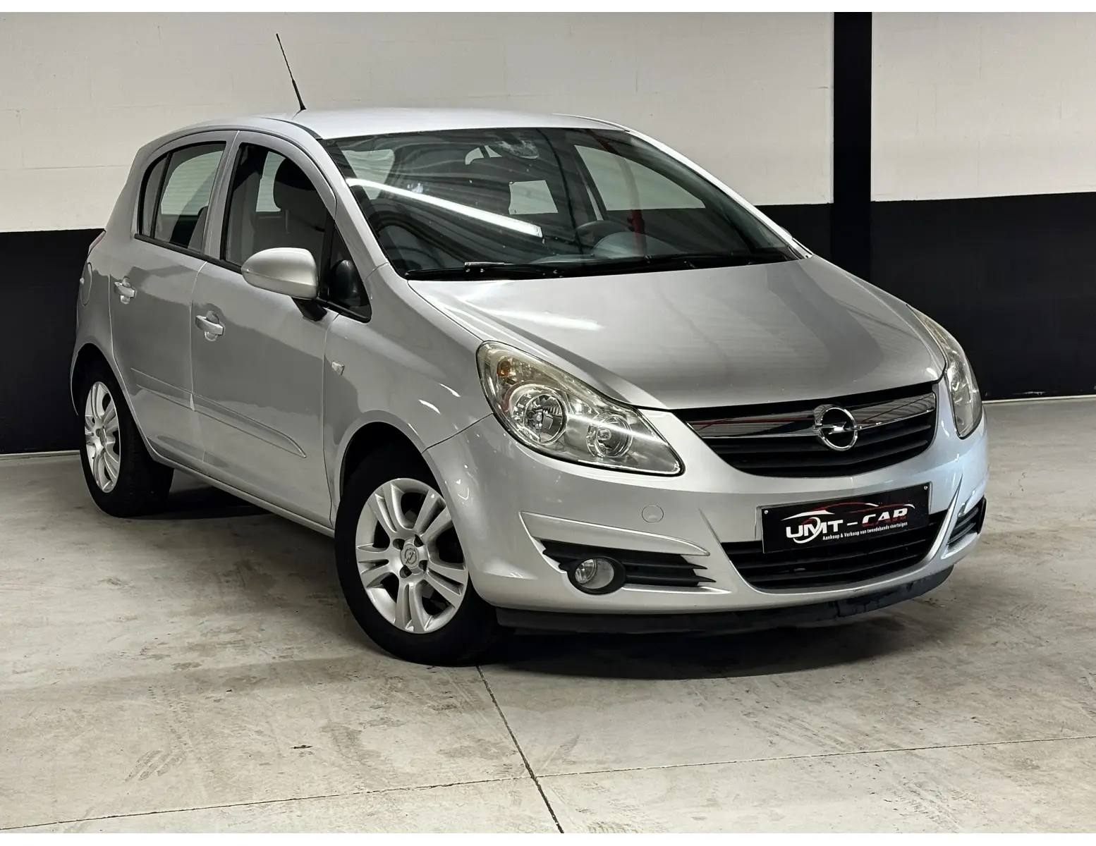 Opel Corsa 1.4 Automaat | Compacte Benzinewagen LEZ ✅