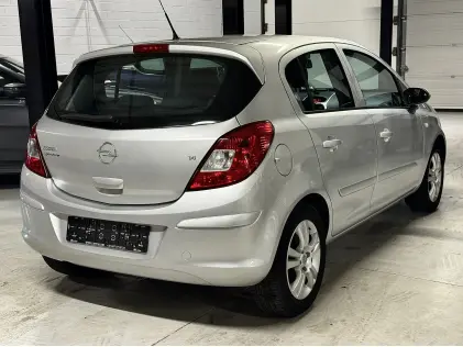 Opel Corsa 1.4 Automaat | Compacte Benzinewagen LEZ ✅