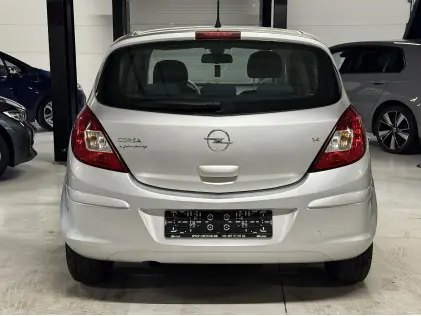 Opel Corsa 1.4 Automaat | Compacte Benzinewagen LEZ ✅