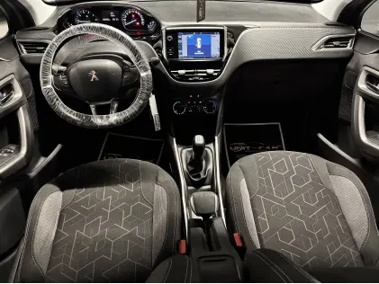 Peugeot 2008 PureTech – Betrouwbare SUV Deal!