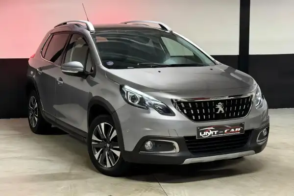 Peugeot 2008 1.2i – Pano Navi Parkeerhulp Gekeurd Lez