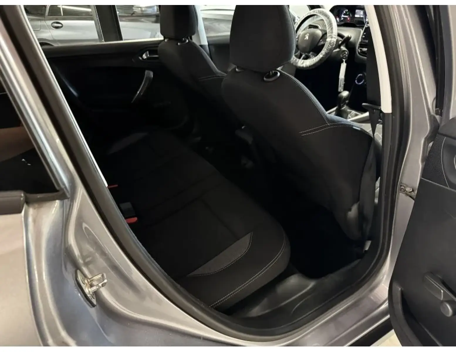 Peugeot 208 Puretech Suv Deal