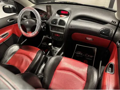 Peugeot 206 Cabrio 1.6 Digitale Airco Zomer TOPSTAAT