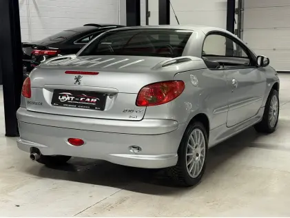 Peugeot 206 Cabrio 1.6 Digitale Airco Zomer TOPSTAAT