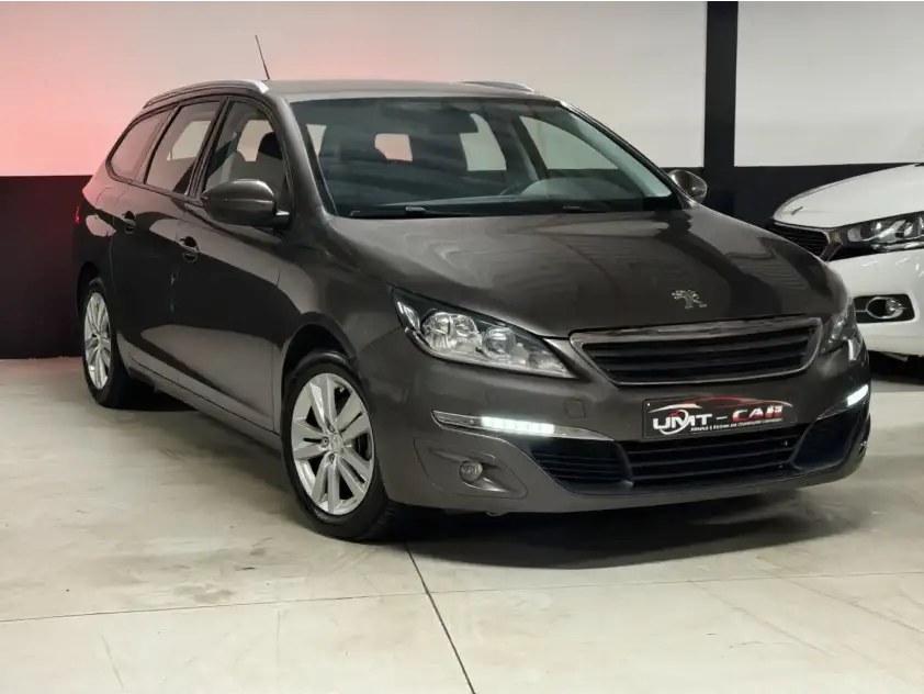 Peugeot 308 Sw 1.2i Met Navi Airco En 6-Bak