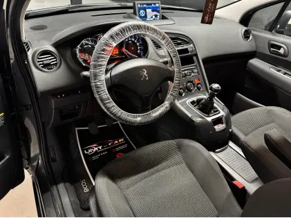 2015 Peugeot 5008 1.2i Benzine Topstaat Laag KM LEZ