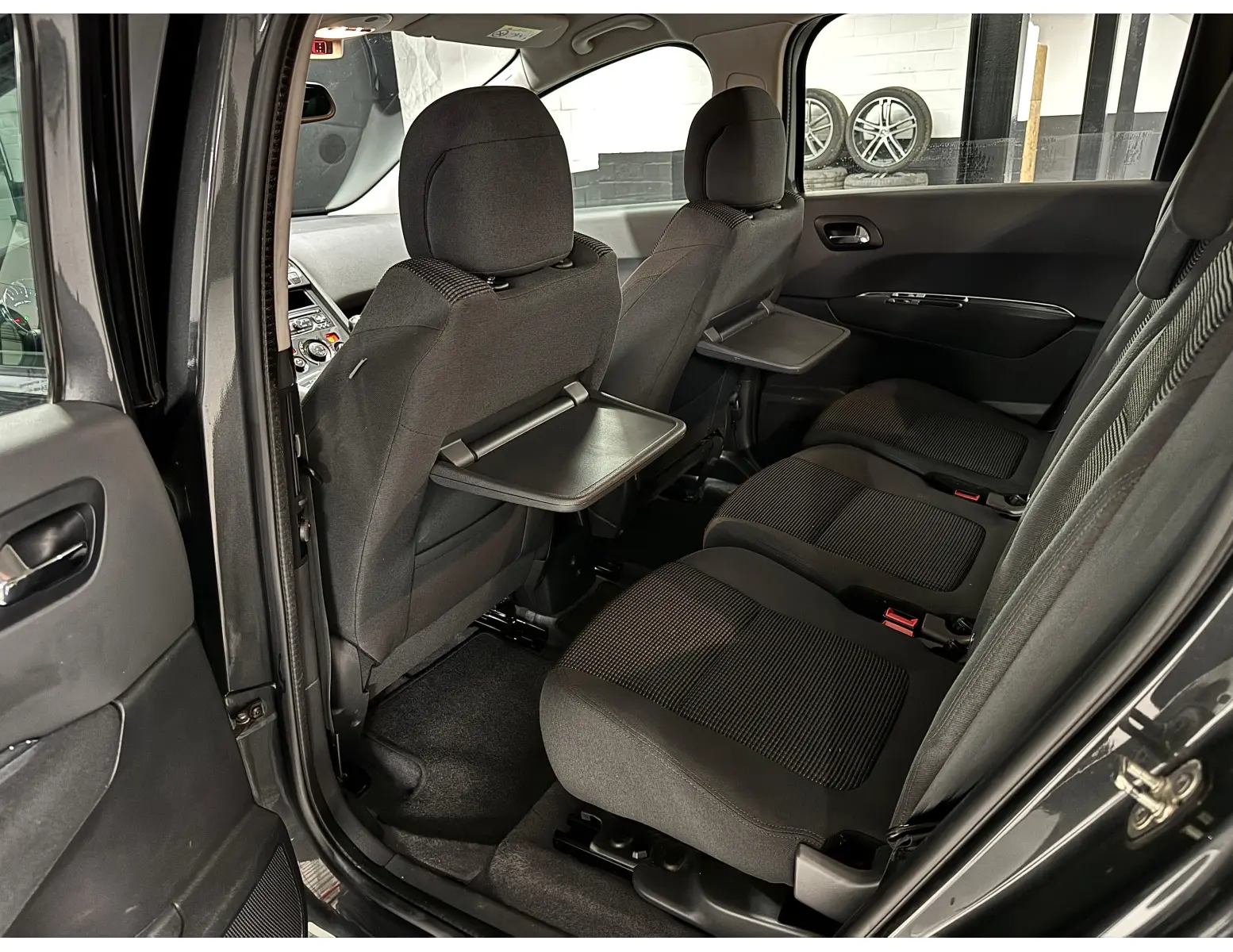 2015 Peugeot 5008 1.2i Benzine Topstaat Laag KM LEZ