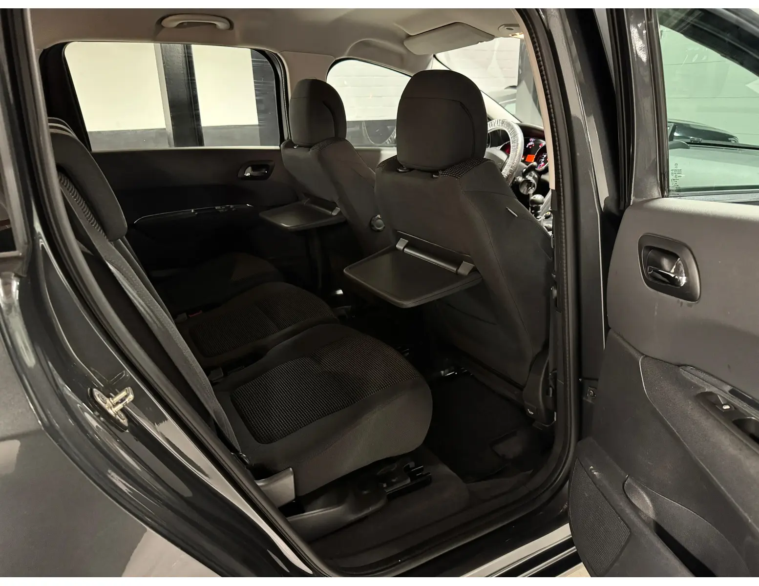 2015 Peugeot 5008 1.2i Benzine Topstaat Laag KM LEZ