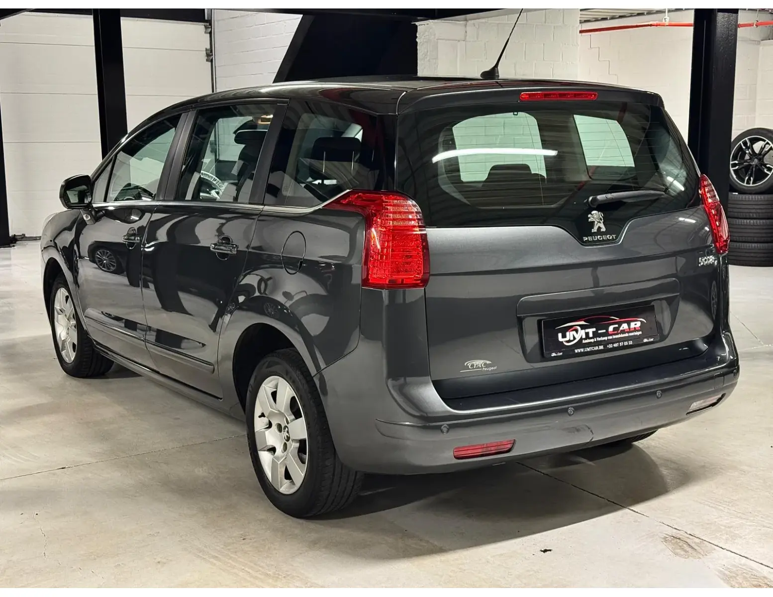 2015 Peugeot 5008 1.2i Benzine Topstaat Laag KM LEZ