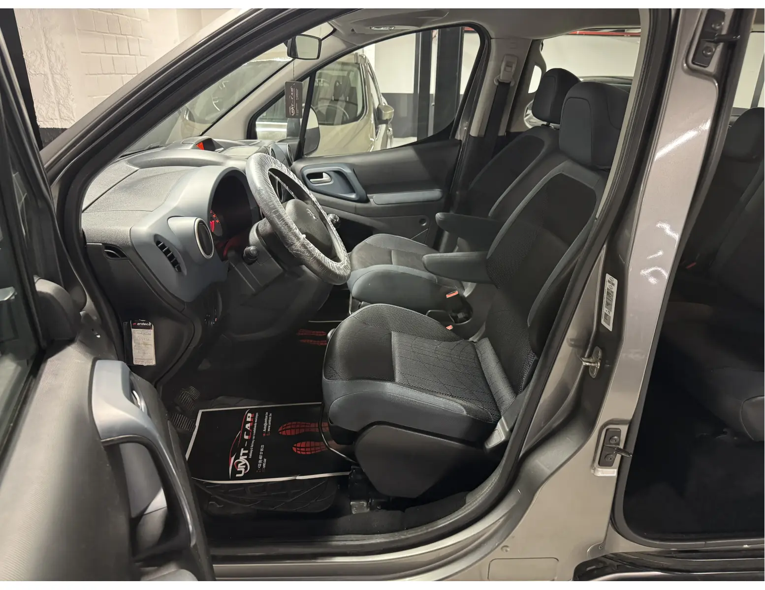 Peugeot Partner 1.6i | Benzine | Gezinswagen | LEZ OK ✅