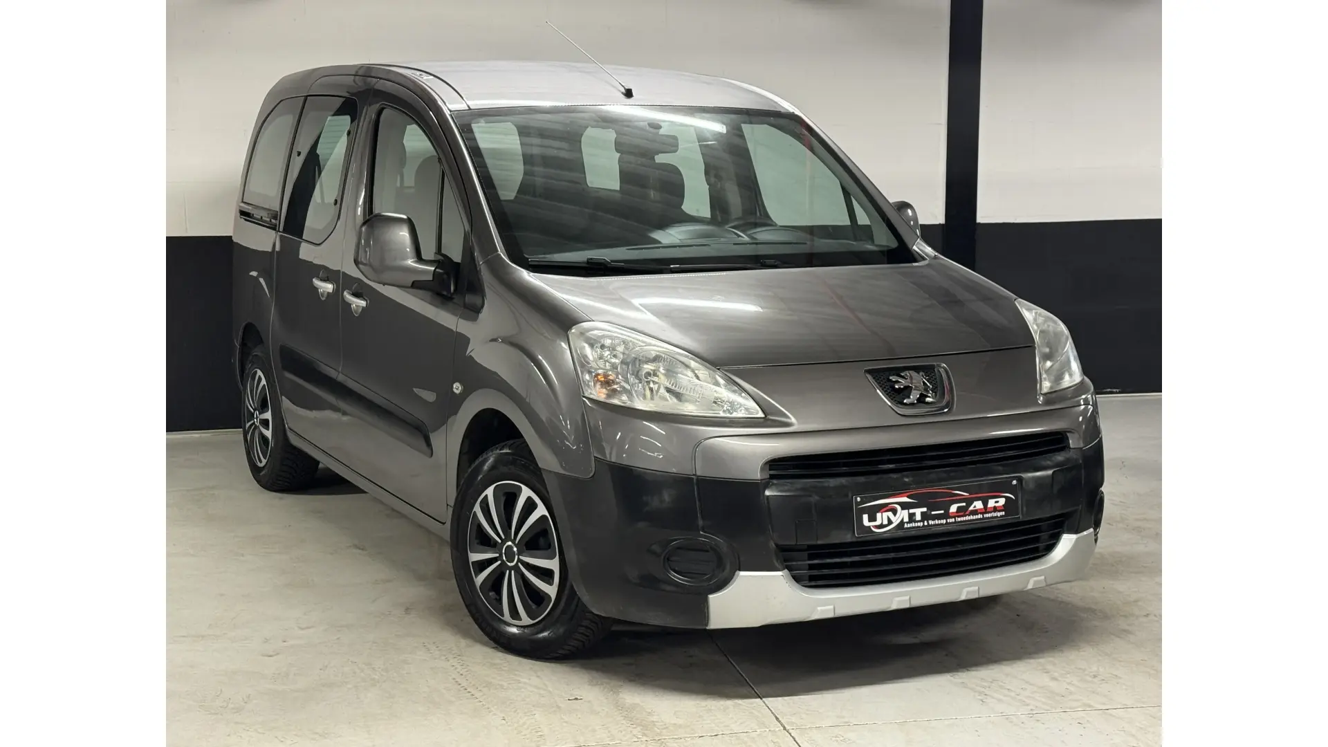 Peugeot Partner 1.6i | Benzine | Gezinswagen | LEZ OK ✅ - Afbeelding 1 (groot)