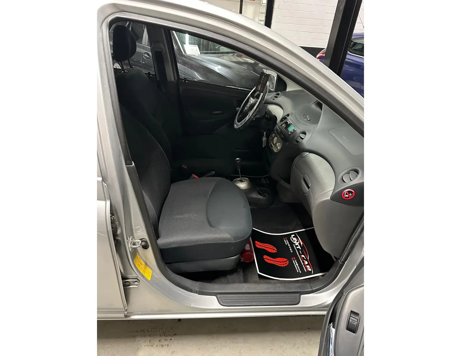 Toyota Yaris 1.0i 2003 Gekeurd Garantie Topstaat