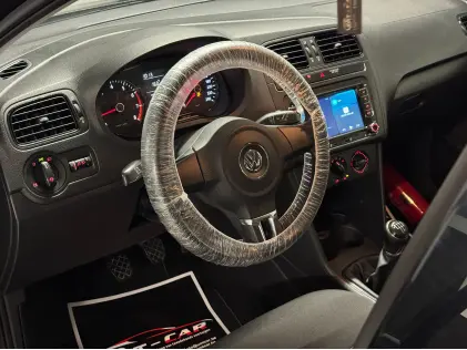 2014 VW Polo 1.2i Benzine Laag KM Zuinig Topdeal